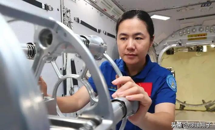 女航天员回地球后禁止生育系谣言