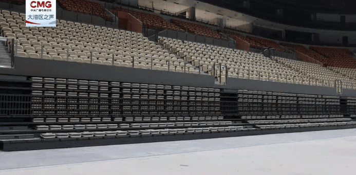 机器人当上火炬手了