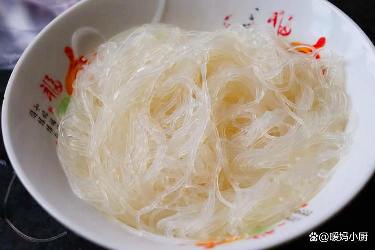 江苏一餐饮店用空调冷凝水泡发粉丝
