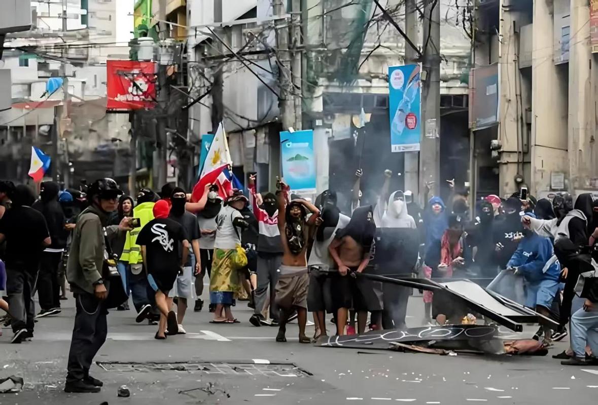 菲律宾进入灾难状态 当地华人发声