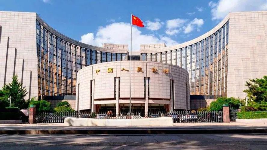 万相兰被双开 通报称其搞迷信活动
