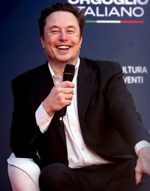 马斯克或成万亿富豪凸显美贫富分化