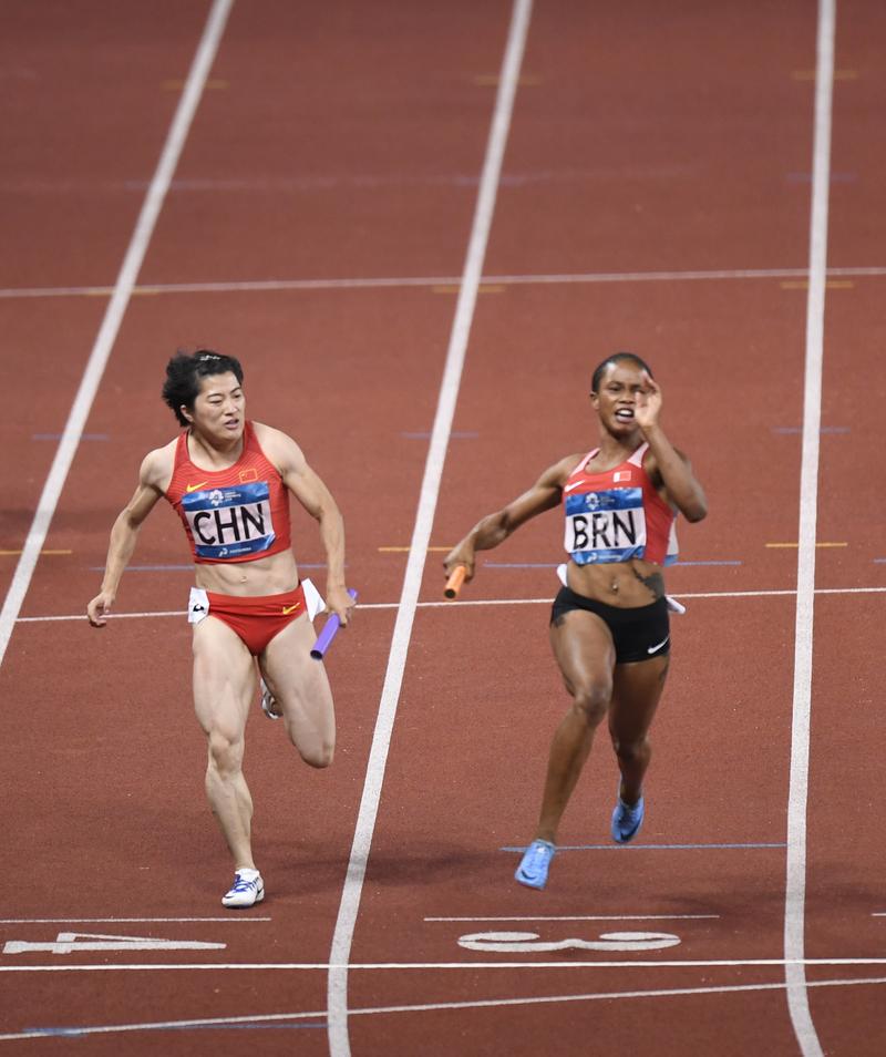 山东队夺得女子4×100米自接力金牌