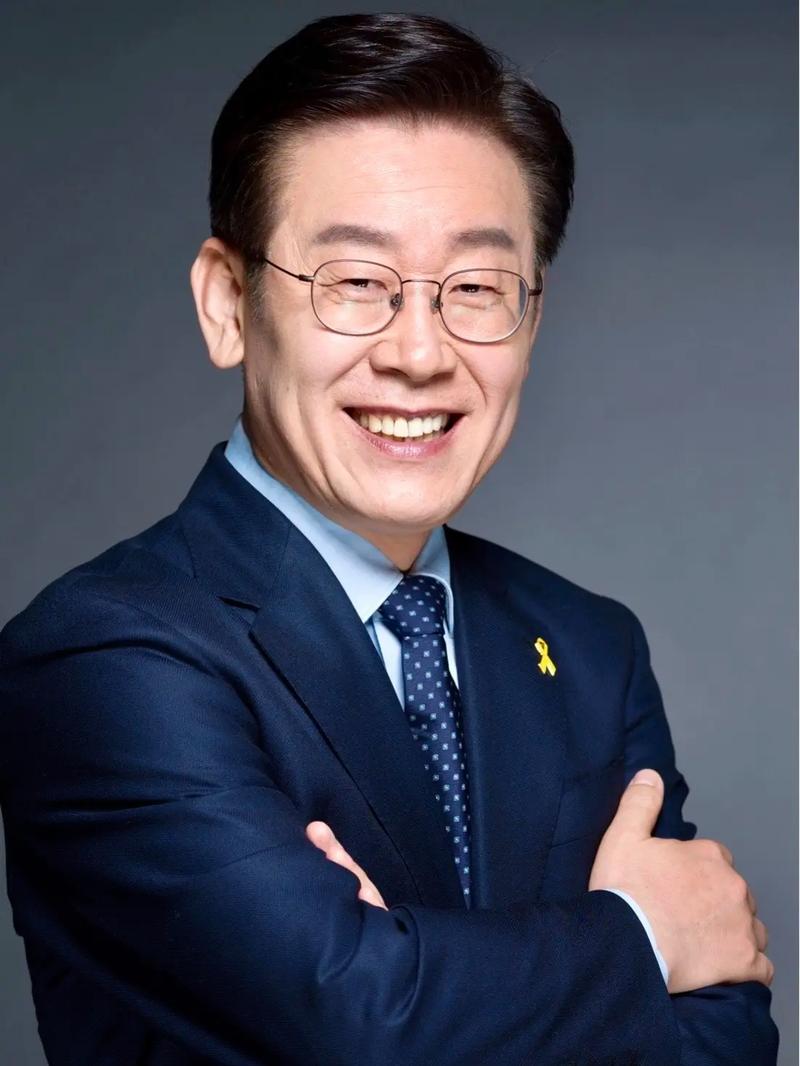 李在明支持率创新高
