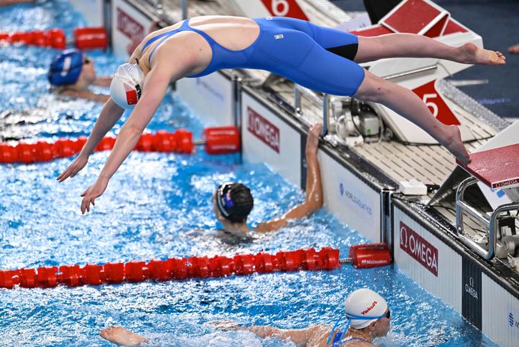河北队夺女子4X200米自接力金牌