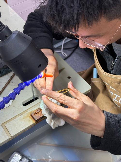 采油工怎么制作短视频教程