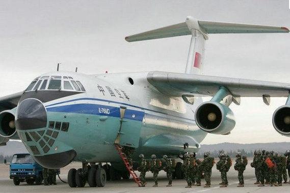 谁在贩卖三无“野生”飞机