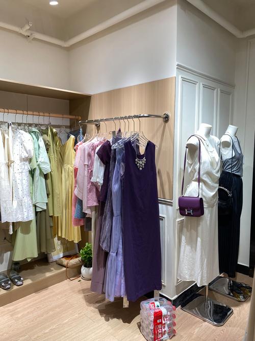 女装专卖店的短视频怎么制作